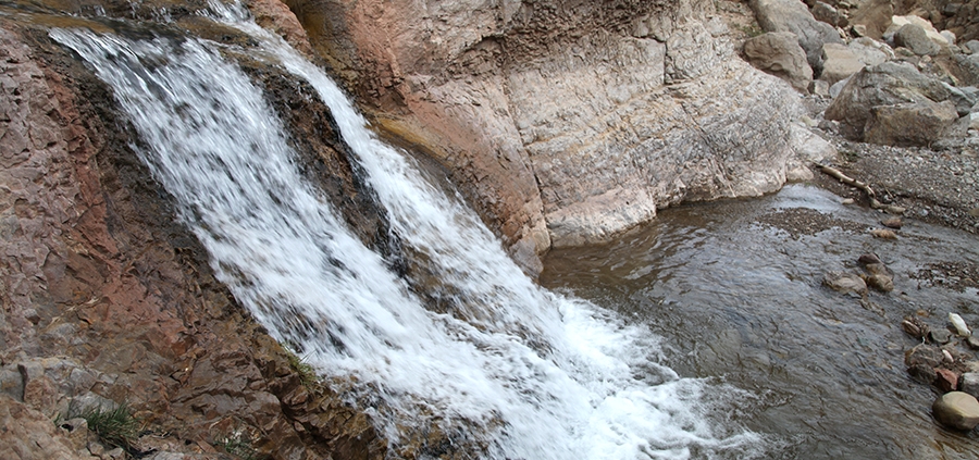 ابشار کمر شکسته،از تفرجگاه های مشهد،جاهای دیدنی مشهد