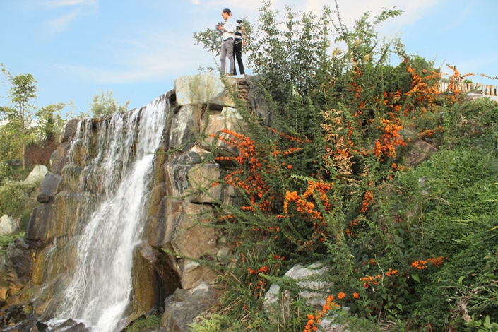 ابشار مصنوعی ابشار مصنوعی،دیدنی های مشهد