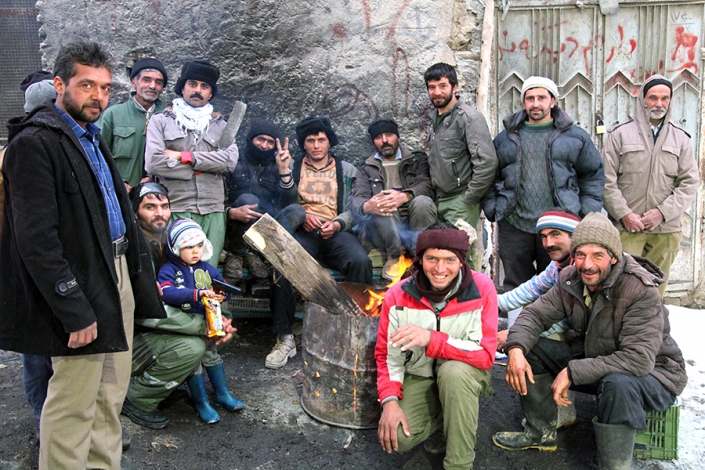 اهالی روستای مغان اهالی روستای مغان،از تفرجگاه های مشهد،جاهای دیدنی مشهد،حوالی رودخانه طرق